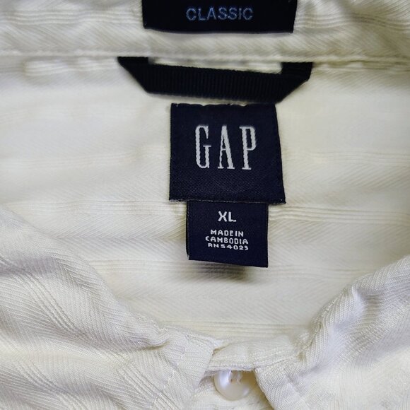 GAP Classic White Button-Up Textured Polo  - XL - Picture 3 of 11